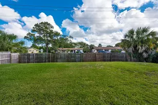4743 Myla Ln, West Palm Beach, FL 33417 - Photo 2