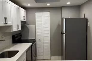 8060 N Colony Cir Circle N, Tamarac, FL 33321 - Photo 8