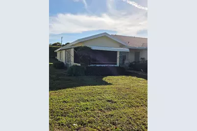 5042 Lakefront Boulevard #A, Delray Beach, FL 33484 - Photo 2