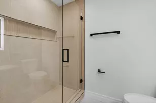 8282 Springlake Dr, Boca Raton, FL 33496 - Photo 24