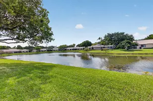 8282 Springlake Dr, Boca Raton, FL 33496 - Photo 34