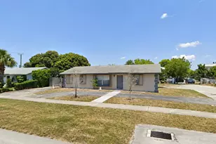 399 SW 14th St, Deerfield Beach, FL 33441 - Photo 1