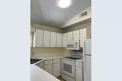 2820 Stoneway Lane, Fort Pierce, FL 34982 - Photo 2