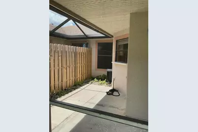 2820 Stoneway Lane, Fort Pierce, FL 34982 - Photo 12
