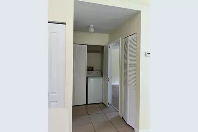 2820 Stoneway Lane, Fort Pierce, FL 34982 - Photo 10