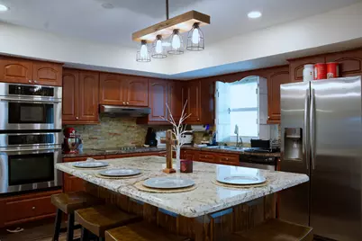 8651 NW 18th Street, Pembroke Pines, FL 33024 - Photo 2