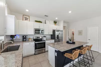 7705 NW Greenbank Circle, Port Saint Lucie, FL 34987 - Photo 10