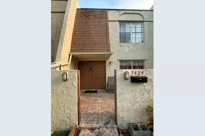 7424 NW 75th Street, Tamarac, FL 33321 - Photo 4