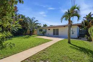 365 Garden Blvd, Palm Beach Gardens, FL 33410 - Photo 22