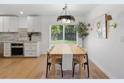 365 Garden Boulevard, Palm Beach Gardens, FL 33410 - Photo 8