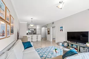 235 NE 1st St, Delray Beach, FL 33444 - Photo 10