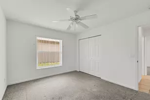 5829 NW Gerald Cir, Port Saint Lucie, FL 34986 - Photo 22