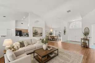 5829 NW Gerald Cir, Port Saint Lucie, FL 34986 - Photo 8