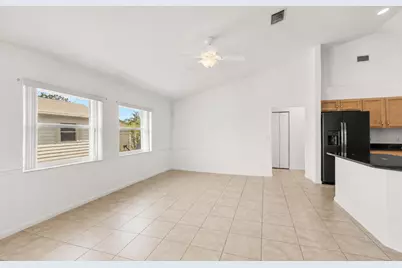 5829 NW Gerald Circle, Port Saint Lucie, FL 34986 - Photo 16