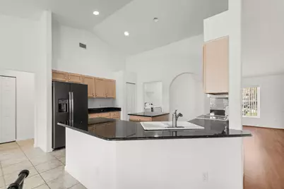 5829 NW Gerald Circle, Port Saint Lucie, FL 34986 - Photo 12