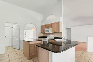 5829 NW Gerald Cir, Port Saint Lucie, FL 34986 - Photo 14