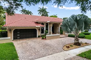 10810 Santa Rosa Dr, Boca Raton, FL 33498 - Photo 2