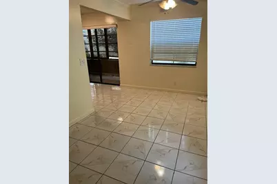 207 Capri E #207, Delray Beach, FL 33484 - Photo 4