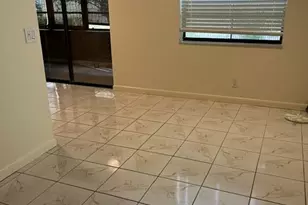 207 Capri E, Delray Beach, FL 33484 - Photo 4