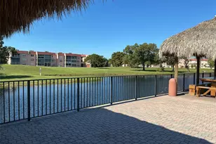 9481 Sunrise Lakes Blvd, Sunrise, FL 33322 - Photo 36
