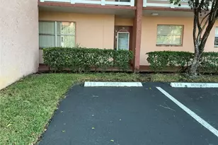 9481 Sunrise Lakes Blvd, Sunrise, FL 33322 - Photo 12