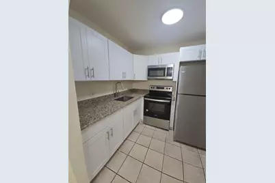 129 Hastings #129, West Palm Beach, FL 33417 - Photo 2