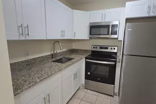129 Hastings, West Palm Beach, FL 33417 - Photo 2