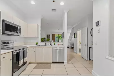 3915 Vista Grove Lane, Weston, FL 33332 - Photo 8