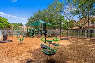 3915 Vista Grove Ln, Weston, FL 33332 - Photo 46