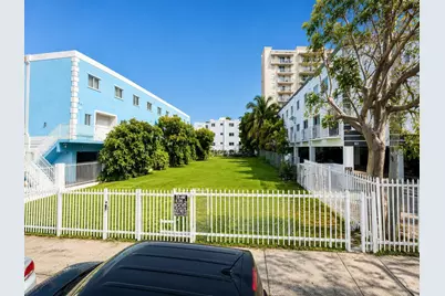 829 SW 2nd Street, Miami, FL 33130 - Photo 2