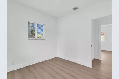 2410 NW 43rd Street, Miami, FL 33142 - Photo 22