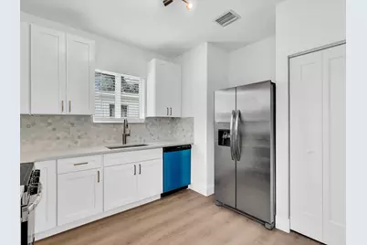 2410 NW 43rd Street, Miami, FL 33142 - Photo 8