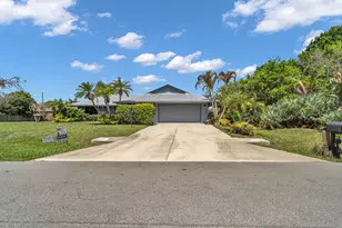 2158 SE Alden St, Port Saint Lucie, FL 34984 - Photo 2