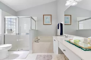 2016 Island Cir, Weston, FL 33326 - Photo 14