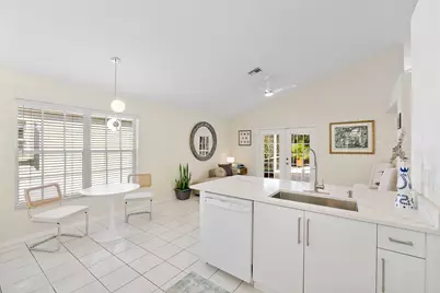 2016 Island Circle, Weston, FL 33326 - Photo 40