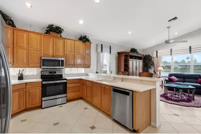 11678 Caracas Boulevard, Boynton Beach, FL 33437 - Photo 20