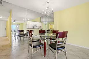 3146 Via Poinciana, Greenacres, FL 33467 - Photo 12