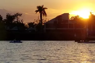 8902 SE Marina Bay Dr, Hobe Sound, FL 33455 - Photo 6