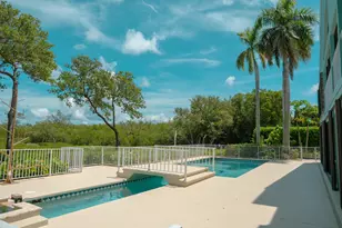 8902 SE Marina Bay Dr, Hobe Sound, FL 33455 - Photo 8