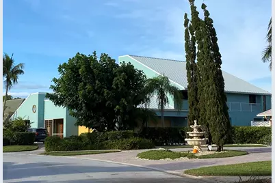 8902 SE Marina Bay Drive, Hobe Sound, FL 33455 - Photo 2
