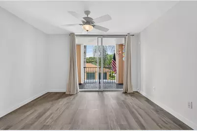 103 Yacht Club Way #205, Hypoluxo, FL 33462 - Photo 8