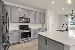 10484 SW Captiva Dr, Port Saint Lucie, FL 34987 - Photo 12