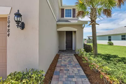 10484 SW Captiva Drive, Port Saint Lucie, FL 34987 - Photo 4