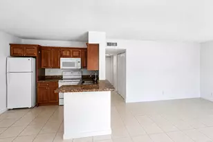 11473 NW 42nd St, Coral Springs, FL 33065 - Photo 4