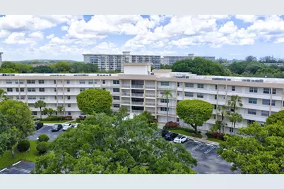 3900 Oaks Clubhouse Drive #410, Pompano Beach, FL 33069 - Photo 36