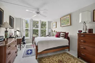 3900 Oaks Clubhouse Dr, Pompano Beach, FL 33069 - Photo 18