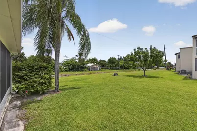 2651 Boundbrook Boulevard, West Palm Beach, FL 33406 - Photo 42