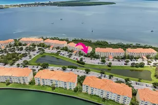 24 Harbour Isle Dr W, Fort Pierce, FL 34949 - Photo 4