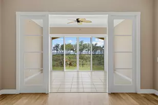 24 Harbour Isle Dr W, Fort Pierce, FL 34949 - Photo 1