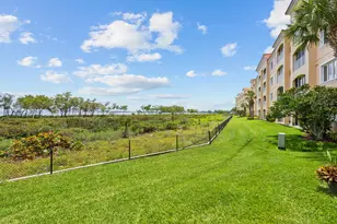 24 Harbour Isle Dr W, Fort Pierce, FL 34949 - Photo 2
